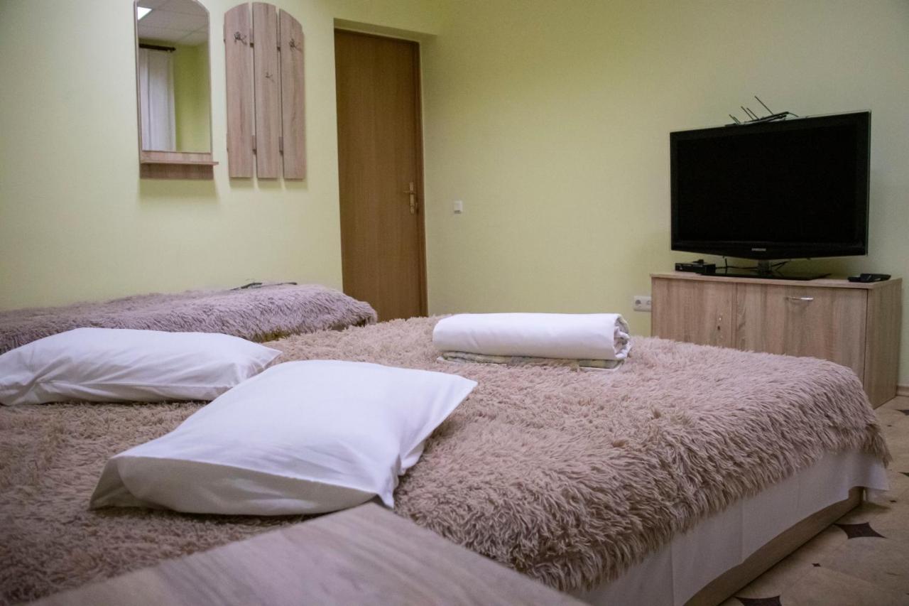 Arcobaleno Home Kiev Esterno foto